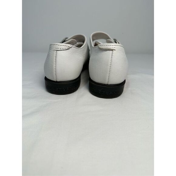 Eastland women’s vintage white Portland loafers w/buckle size 6.5. #S-0270 - Picture 4 of 7